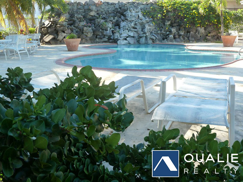 12 of 13 from Oualie Realty