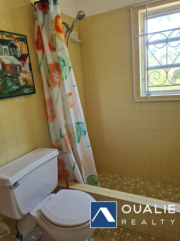 13 of 16 from Oualie Realty