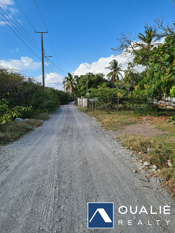 2 of 9 from Oualie Realty
