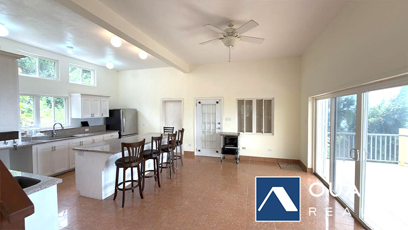 2 of 13 from Oualie Realty