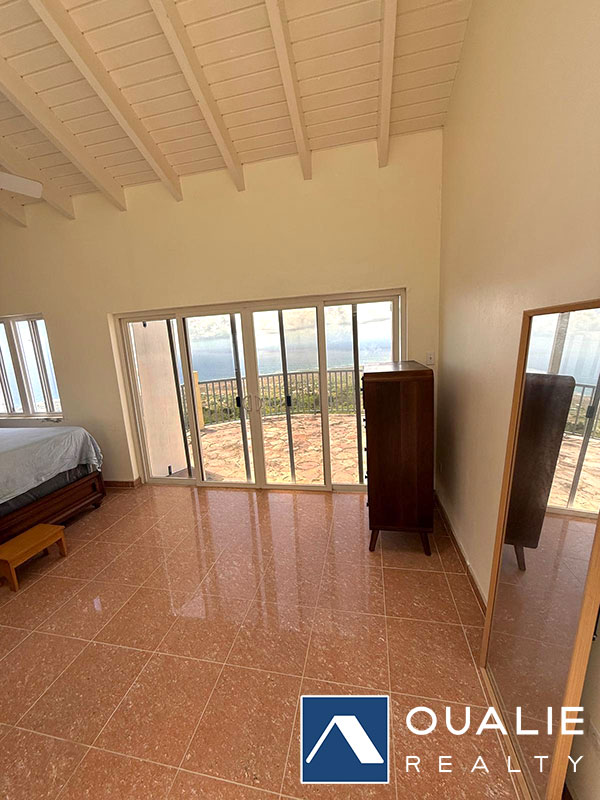 6 of 13 from Oualie Realty