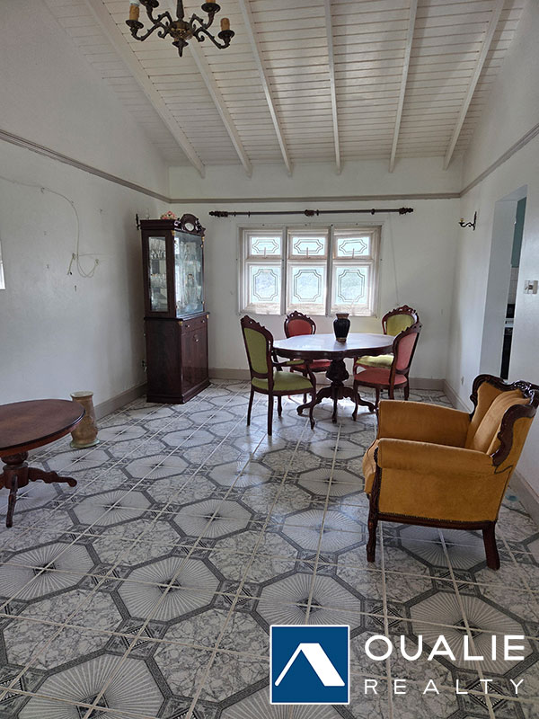 2 of 28 from Oualie Realty