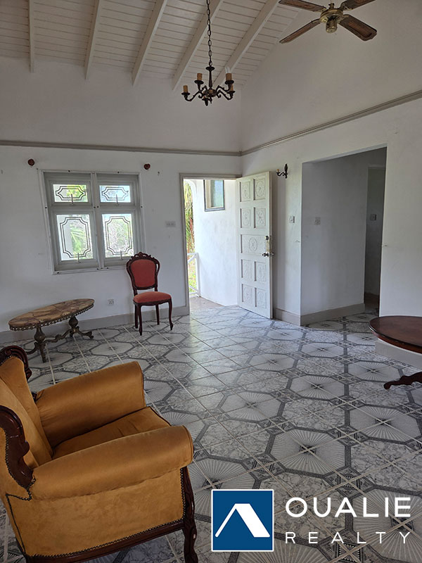 6 of 28 from Oualie Realty