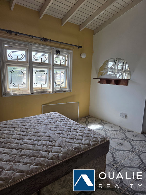 12 of 28 from Oualie Realty