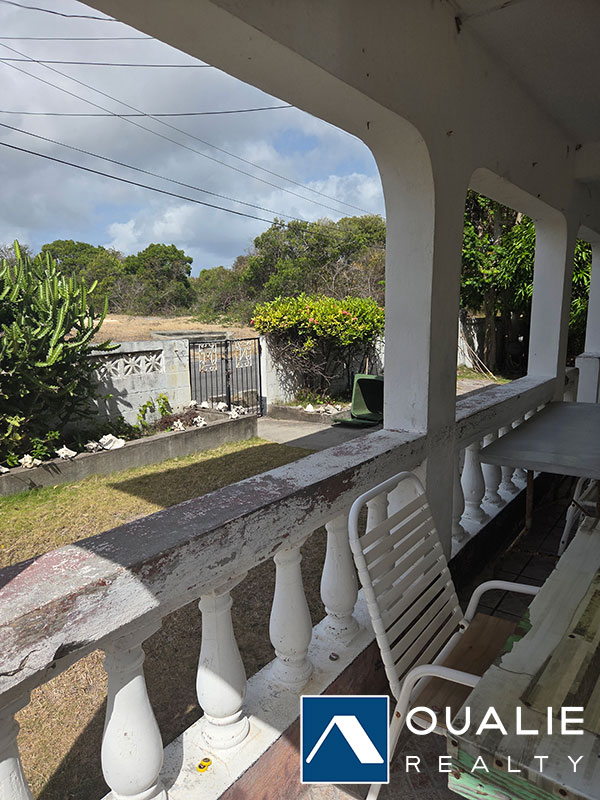 20 of 28 from Oualie Realty